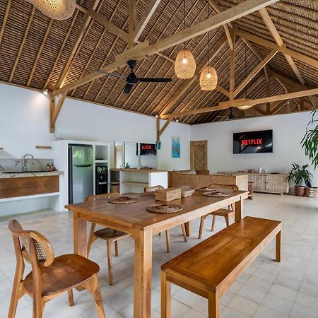 Villa Kelapa Kucing Gili Air Exterior photo