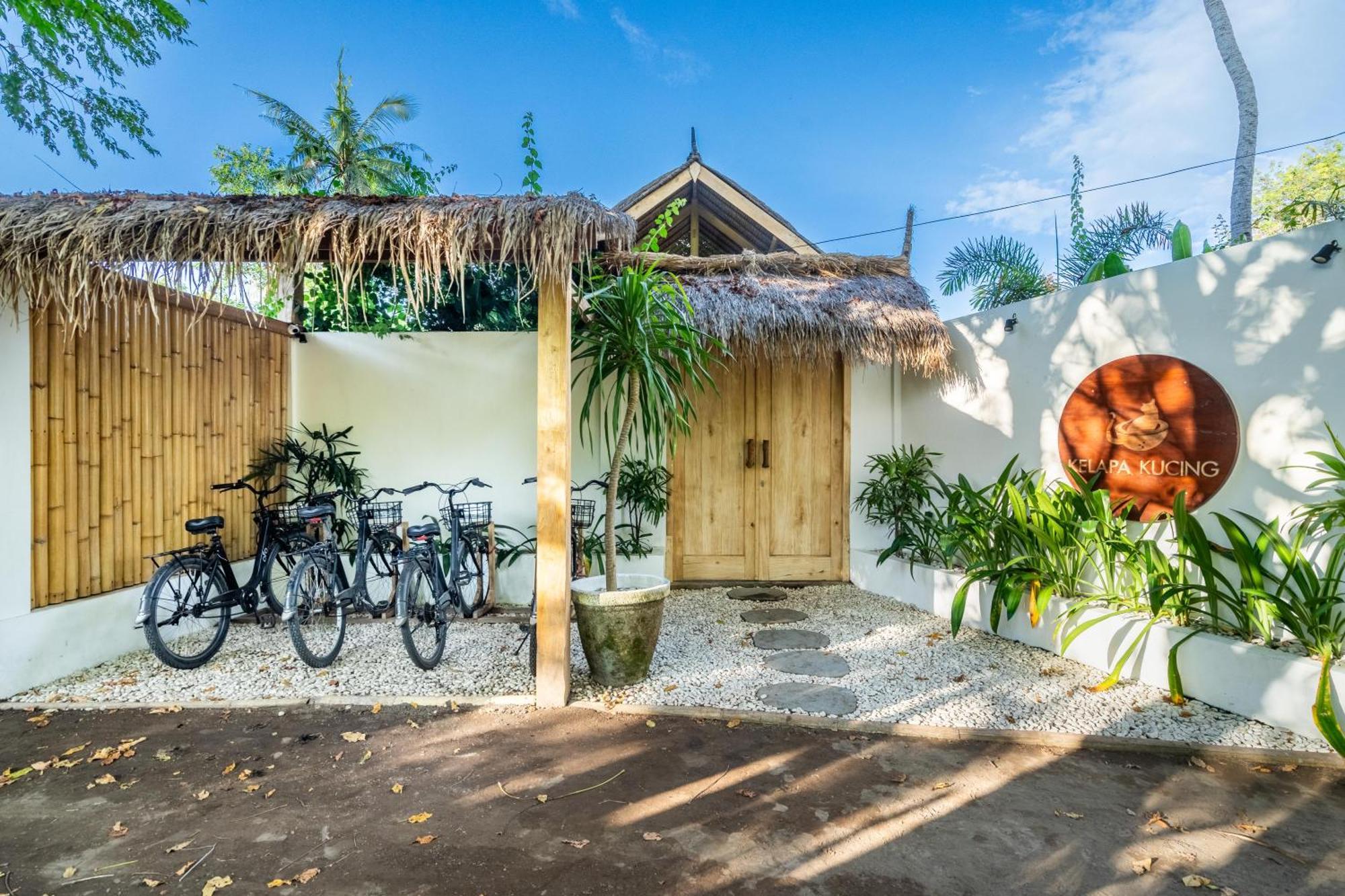 Villa Kelapa Kucing Gili Air Exterior photo