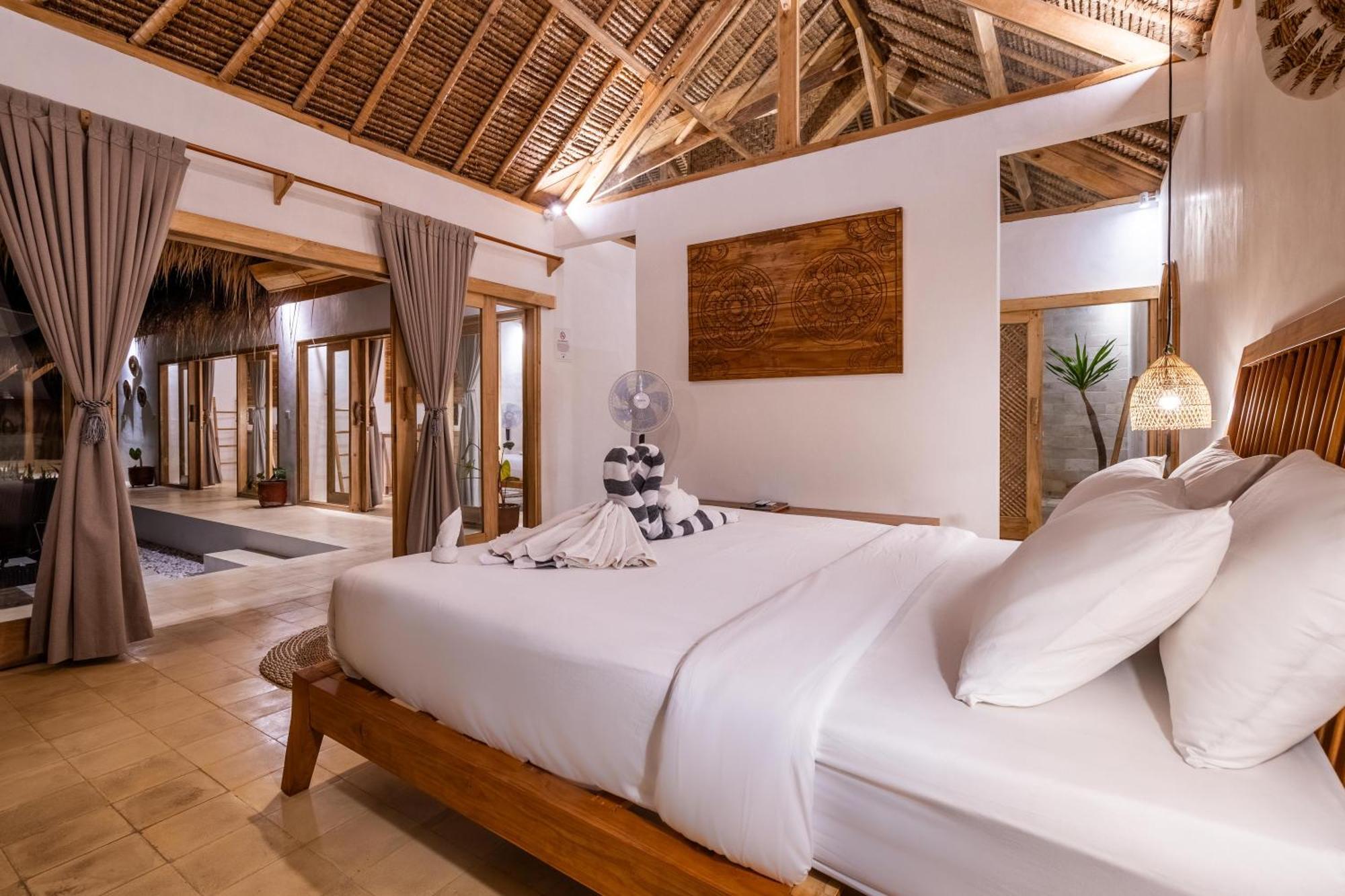 Villa Kelapa Kucing Gili Air Exterior photo