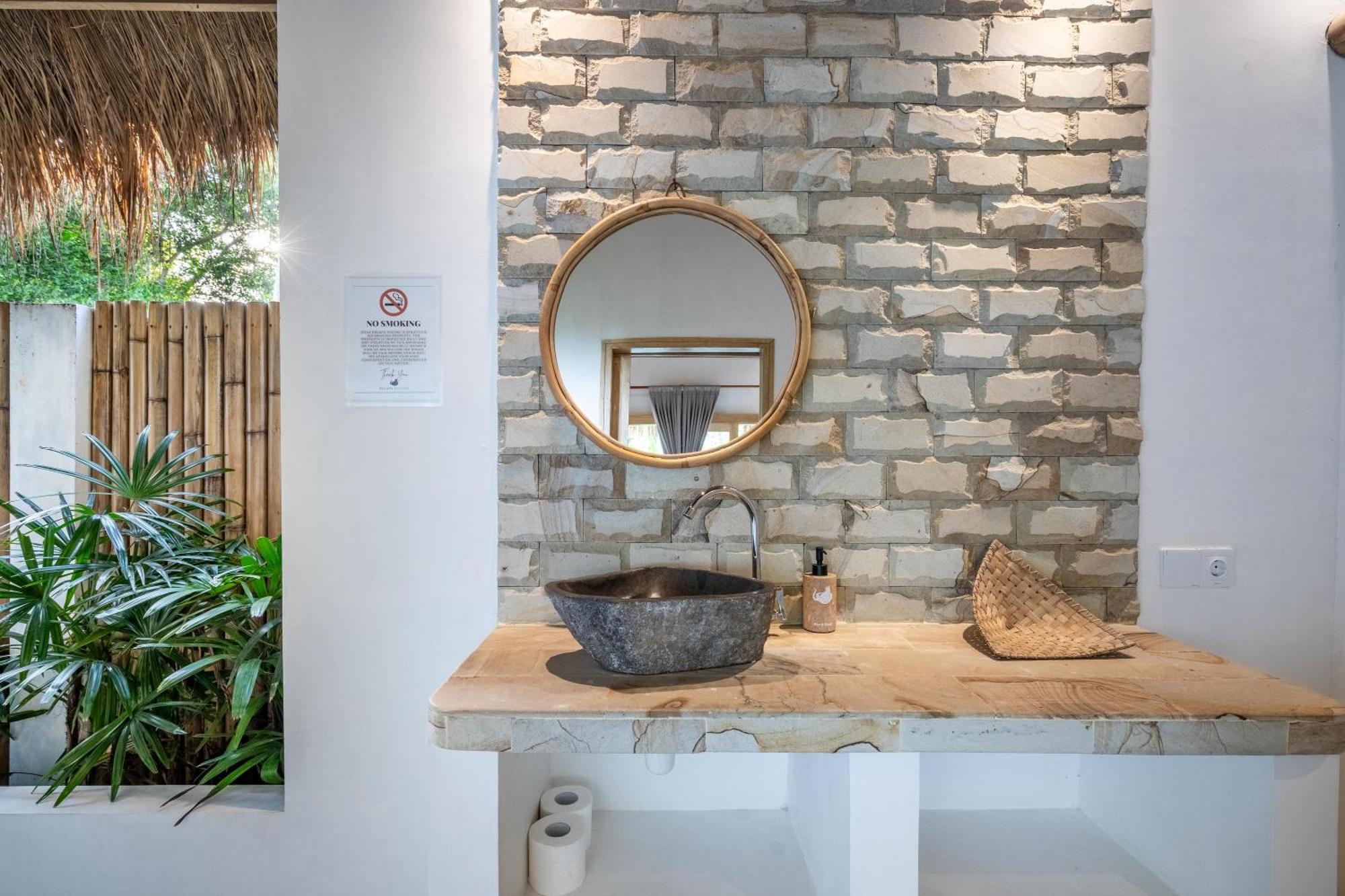 Villa Kelapa Kucing Gili Air Exterior photo