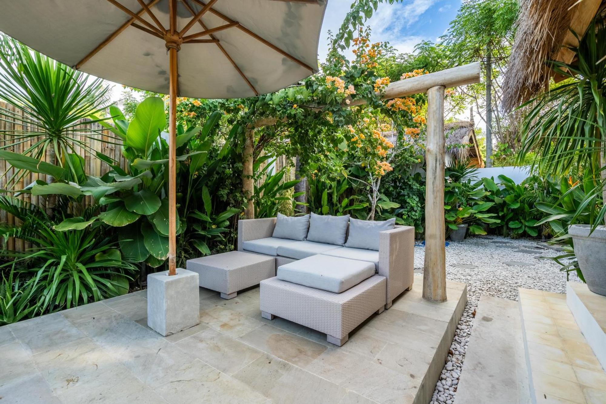 Villa Kelapa Kucing Gili Air Exterior photo